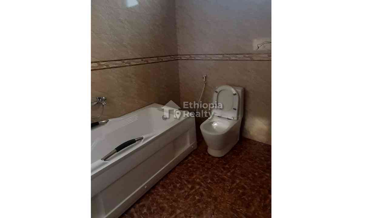 6BR G+2 house for sale in Lebu, Addis Ababa