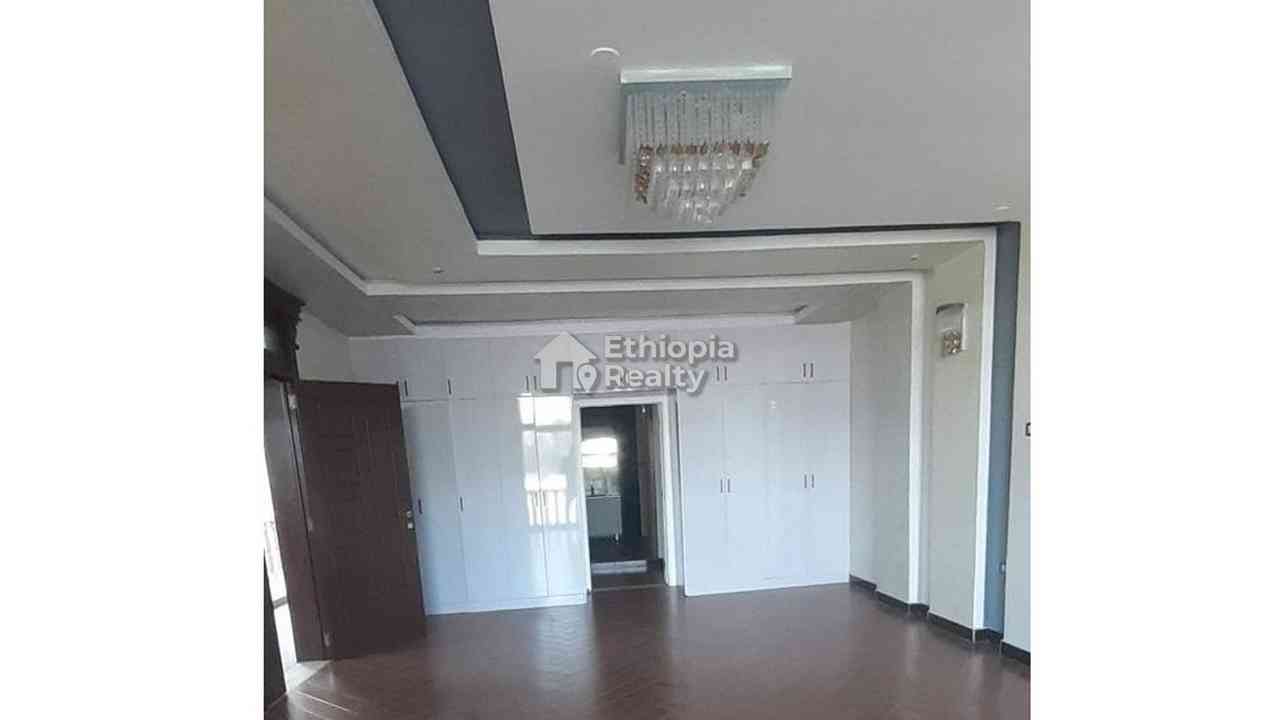 6BR G+2 house for sale in Lebu, Addis Ababa